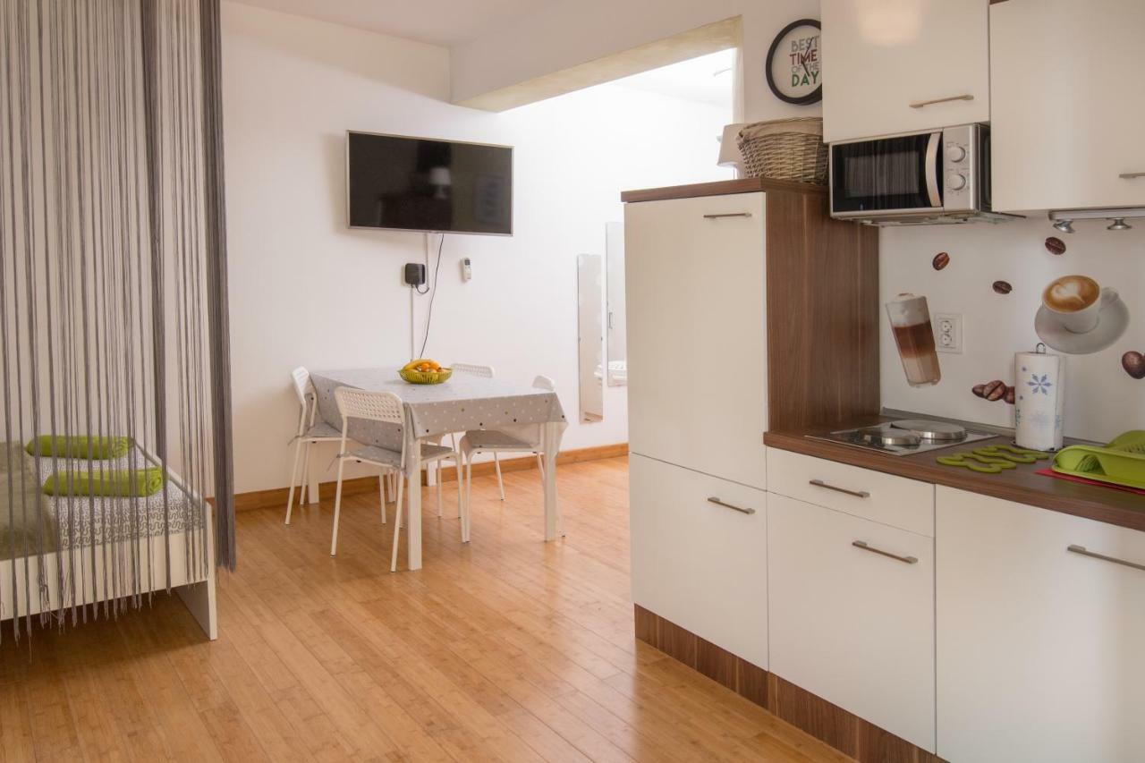Apartment Nina Пула Екстериор снимка